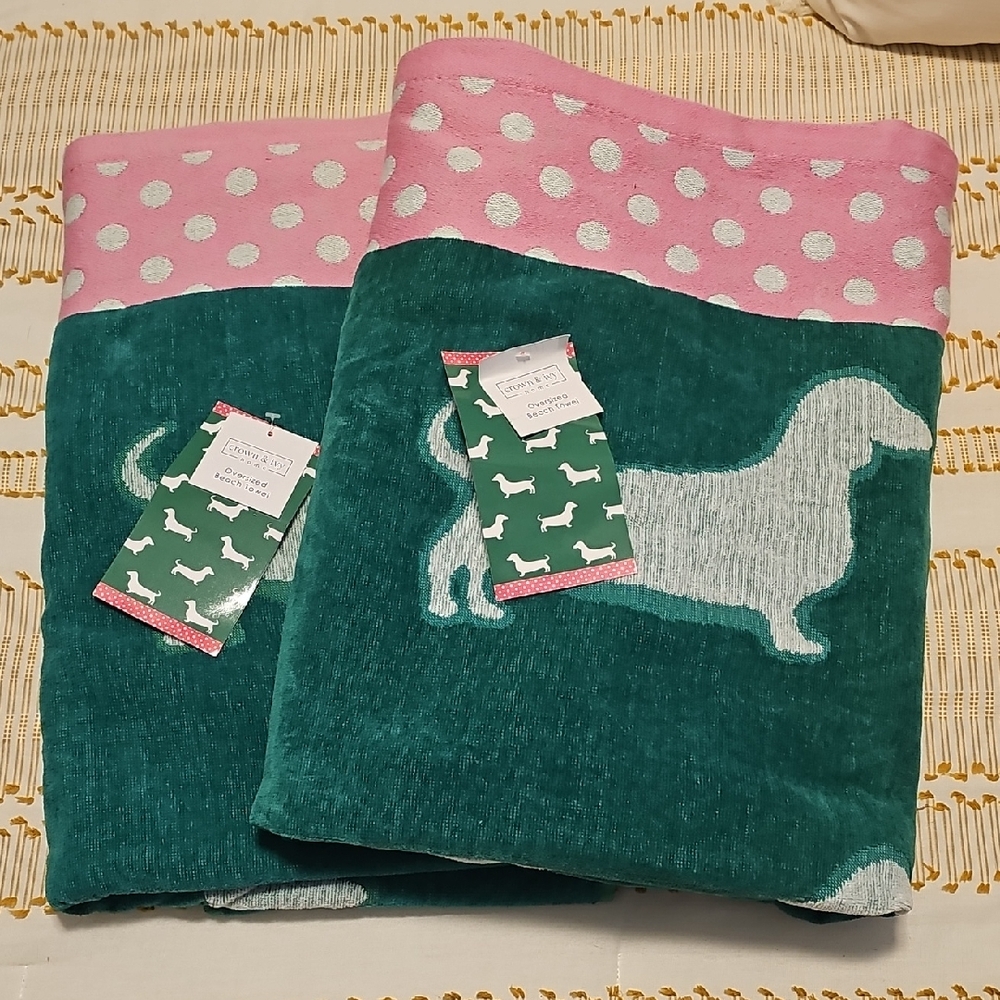 Crown & Ivy Pink and Green Dachshund Beach towels